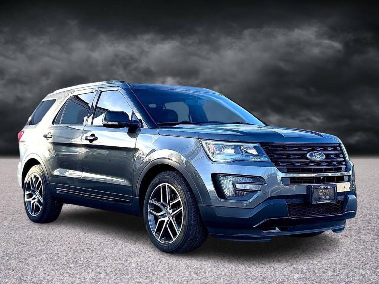2016 Ford Explorer Sport